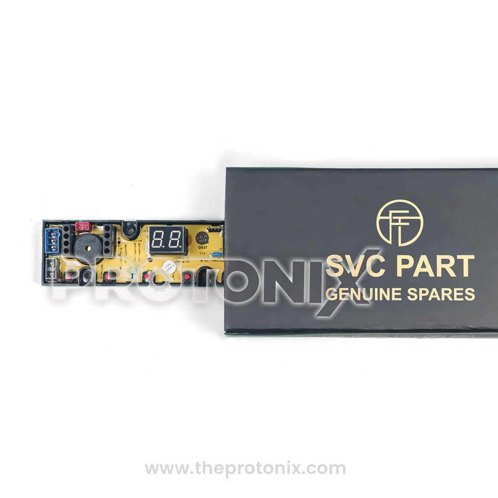 Lloyd top-load washing machine PCB (7-Button) placed securely inside box for delivery safety